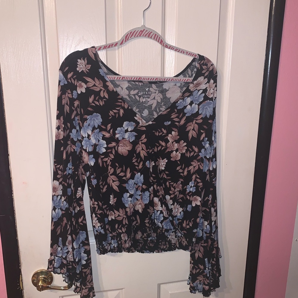 American eagle floral top